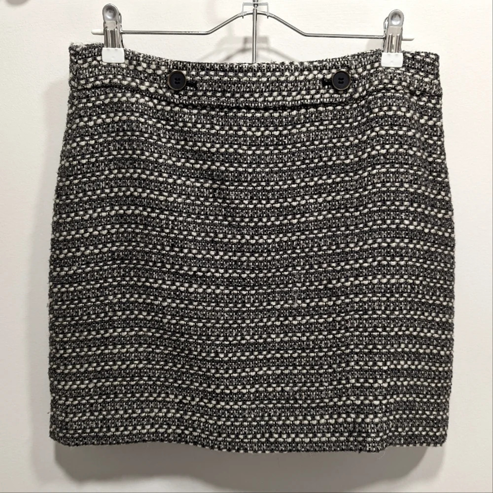 Ann Taylor LOFT Black White Tweed Mini Skirt Workwear Size 6 Petite